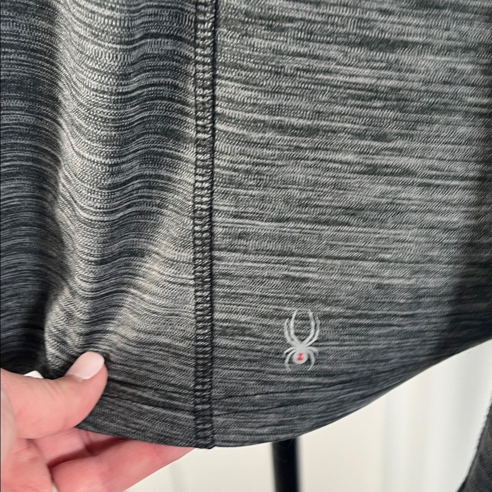 Spyder Gray Textured Pattern Top - Picture 3 of 5